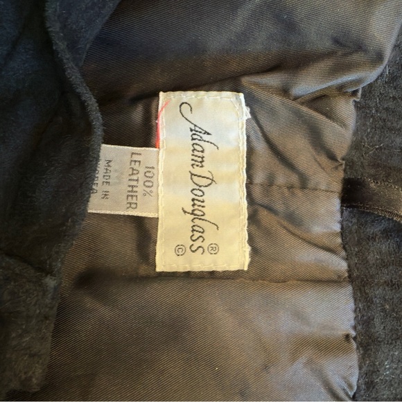 Vintage Adam Douglas 100% Leather Suede Pleated Shorts – Black - size 10/12 - Picture 4 of 5